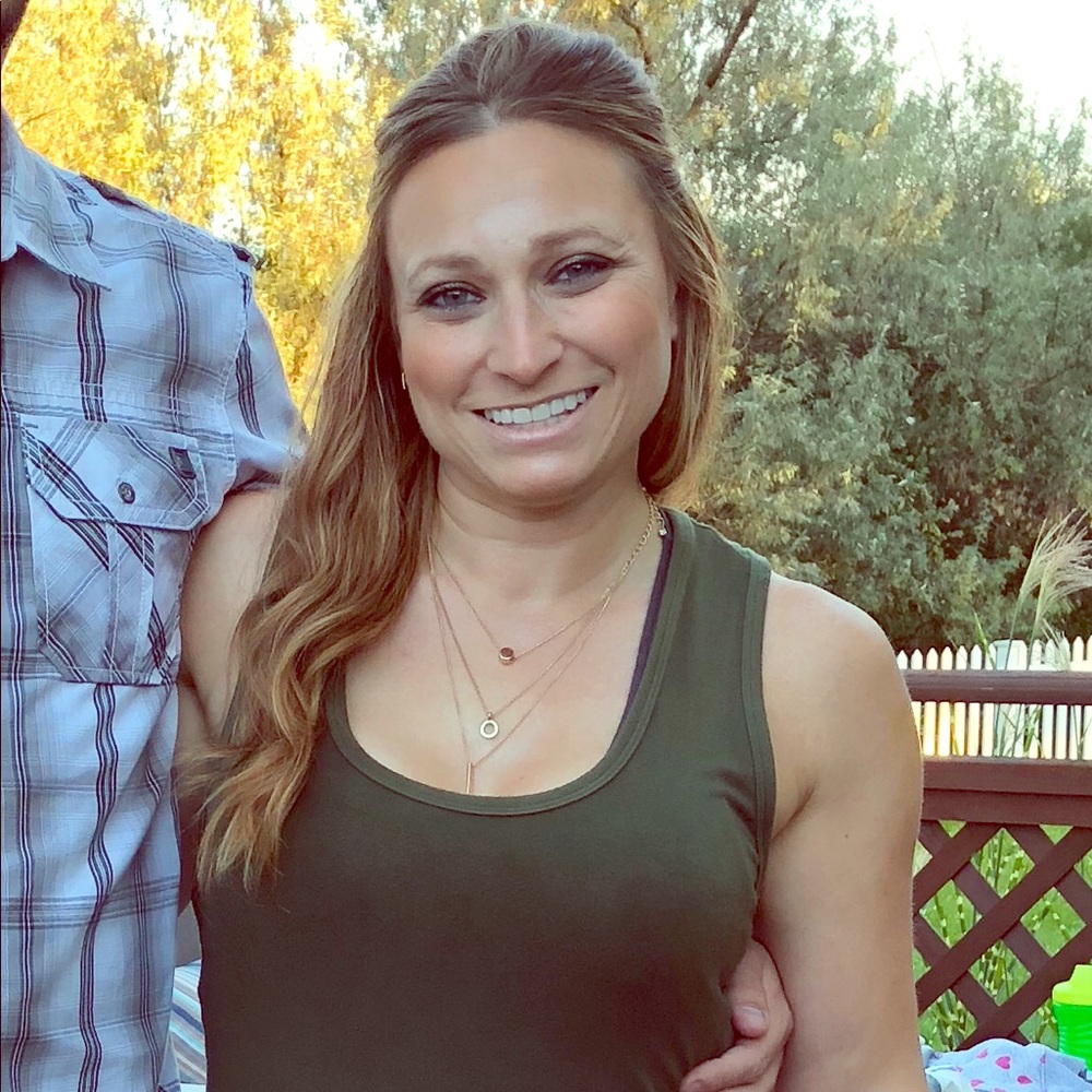 Meet your Posher, Amanda